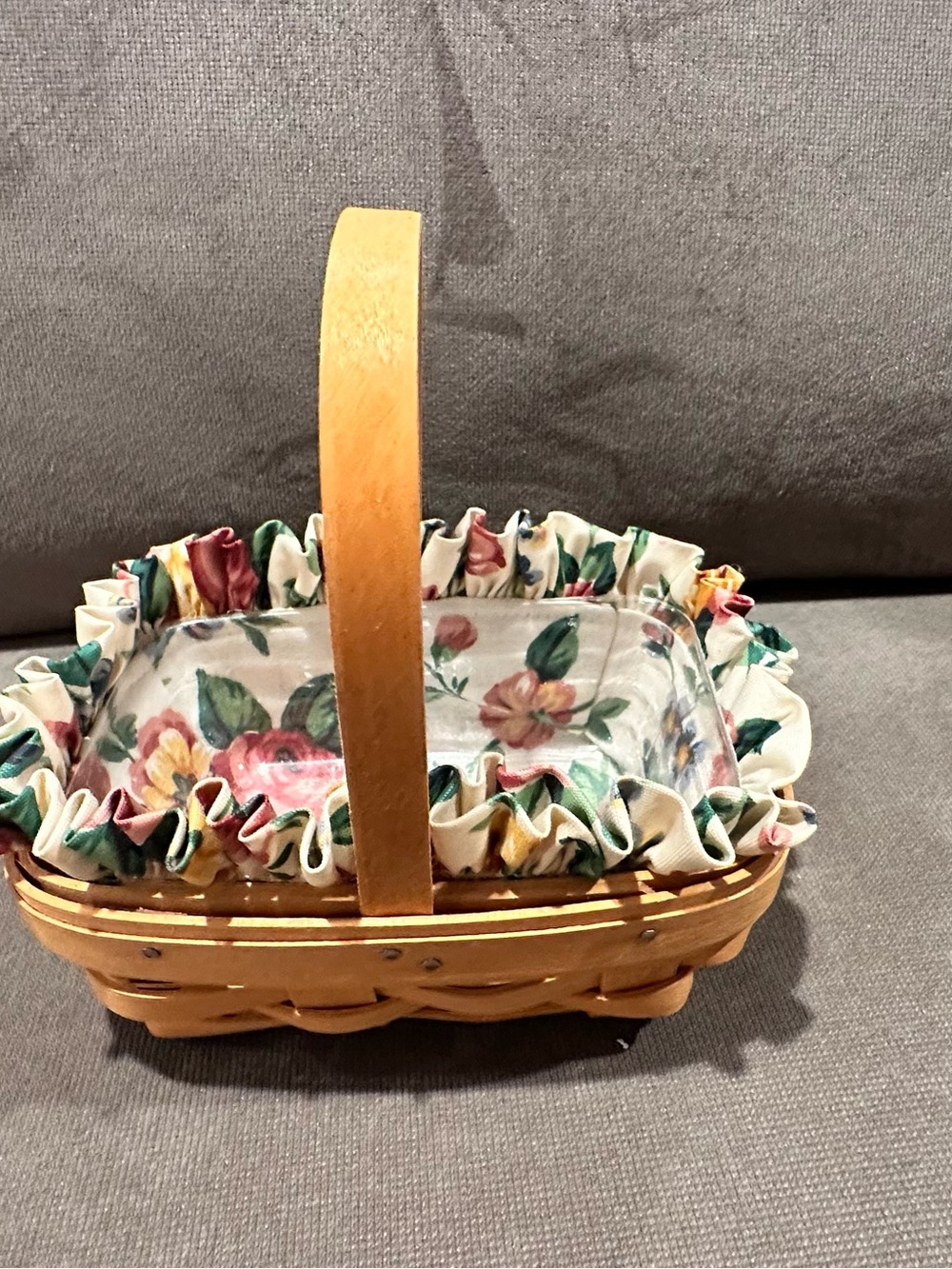 Longaberger Parsley Booking Basket with fabric liner & protector